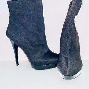 charles by CHARLES DAVID Ankle Boots